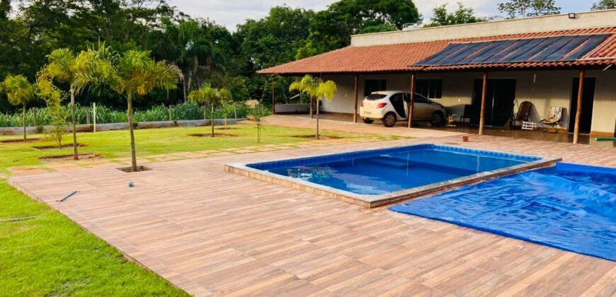 Casa à venda no condomínio Capivari