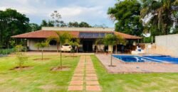Casa à venda no condomínio Capivari